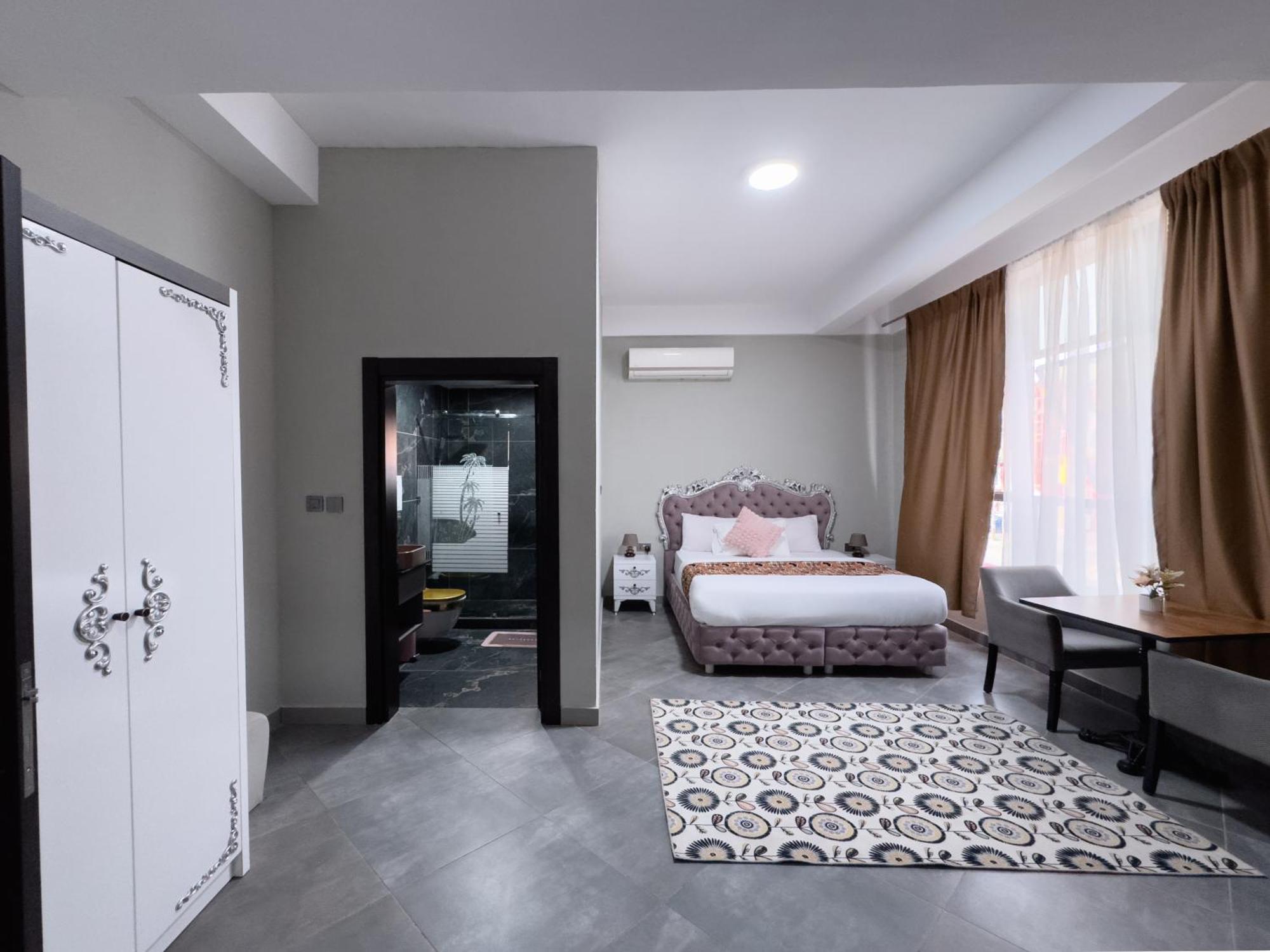 Euro Homes Hotel Acra Exterior foto